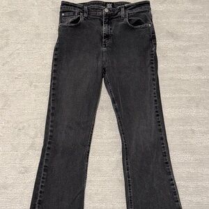 BDG Urban Outfitters Pax High Waist Crop Jeans Size 28